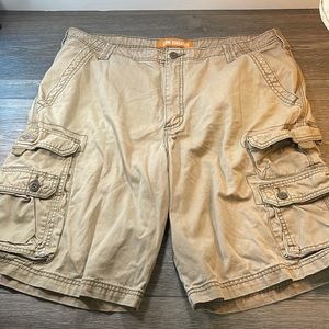 Lee mens cargo shorts size 38 (c51)